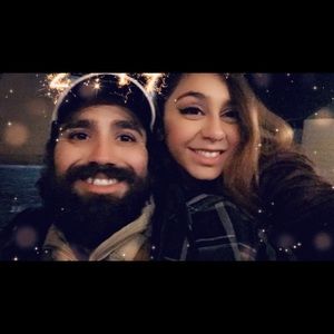 Meet your Posher, Amashia